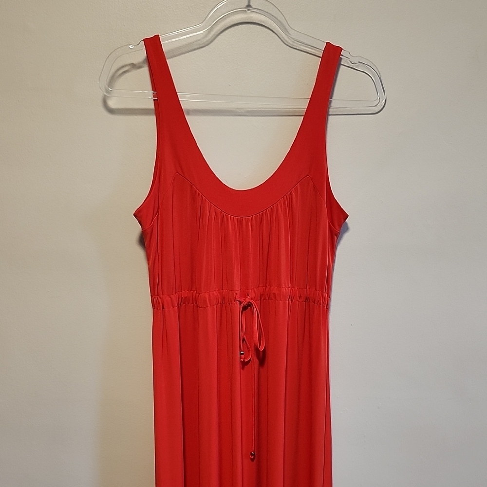 Veronica M Vibrant Red Empire Waist Scoop Neck Sleeveless Stretch Maxi Dress Med